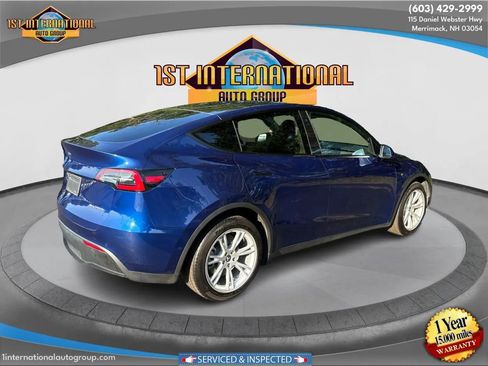 Used 2020 Tesla Model Y Long Range image 9