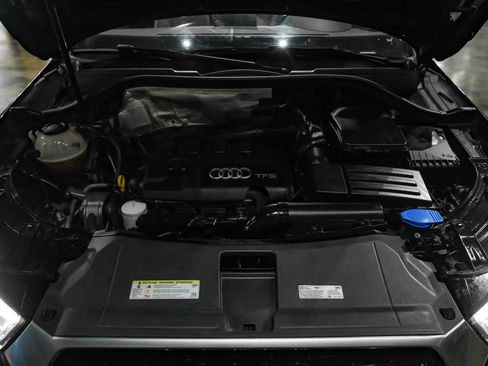Used 2018 Audi Q3 2.0T Premium Plus w/ Premium Plus Package AWD/4WD image 45