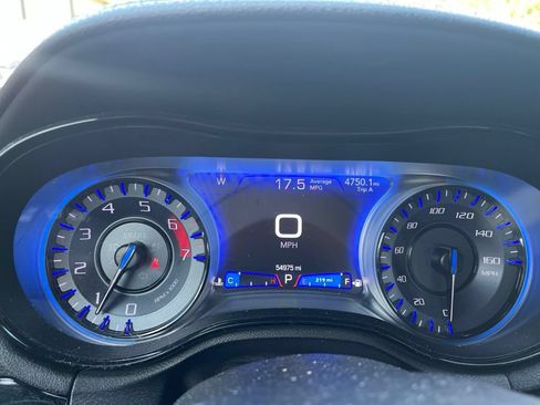 Used 2022 Chrysler 300 S w/ Comfort Group RWD image 10