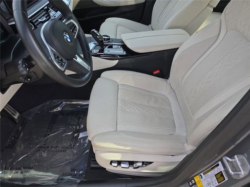 Certified 2023 BMW 540i xDrive w/ Executive Package image 21