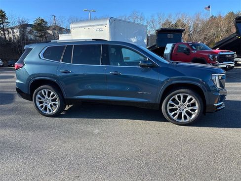 New 2026 GMC Acadia Denali w/ Super Cruise Package image 2