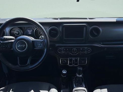 Used 2022 Jeep Wrangler Unlimited Sport AWD/4WD image 25