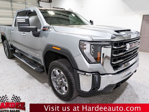 Used 2025 GMC Sierra 2500 SLT w/ SLT Premium Package image 6