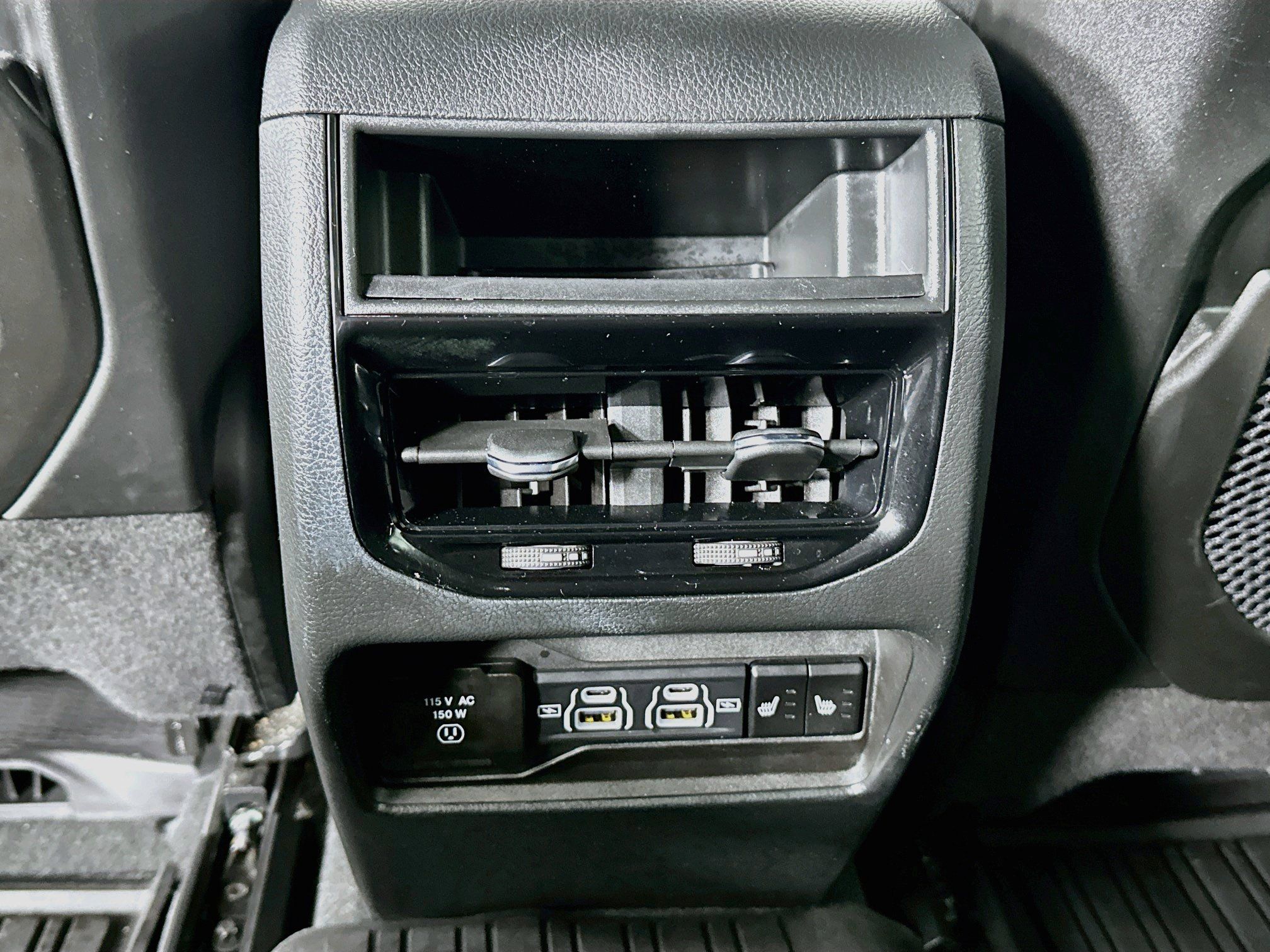 Used 2023 Jeep Grand Cherokee 4WD 4xe image 28