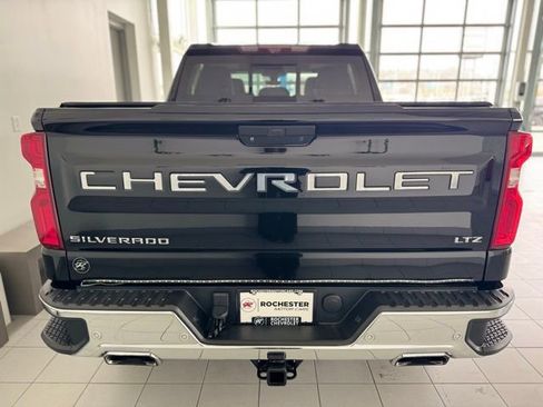 Used 2020 Chevrolet Silverado 1500 LTZ w/ LTZ Premium Package image 39
