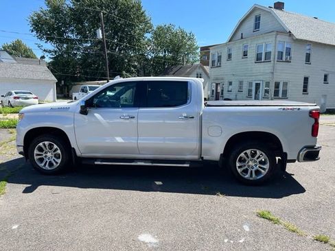 Used 2023 Chevrolet Silverado 1500 LTZ w/ LTZ Convenience Package II AWD/4WD image 6