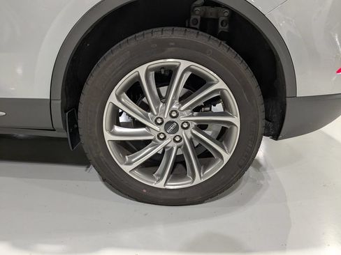 Used 2023 Lincoln Corsair AWD w/ Equipment Group 101A image 5