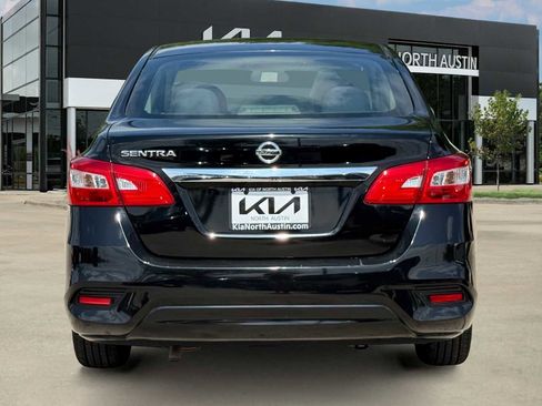 Used 2017 Nissan Sentra S FWD image 6