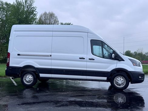 Used 2026 Ford Transit 350 148 High Roof AWD w/ Load Area Protection Package image 4