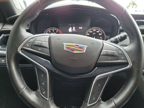 Used 2023 Cadillac XT5 Premium Luxury FWD image 29
