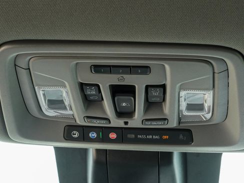 Used 2020 GMC Sierra 1500 Denali w/ Denali Ultimate Package AWD/4WD image 33