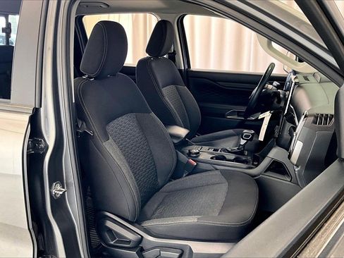 Used 2024 Ford Ranger XLT w/ Trailer Tow Package image 16