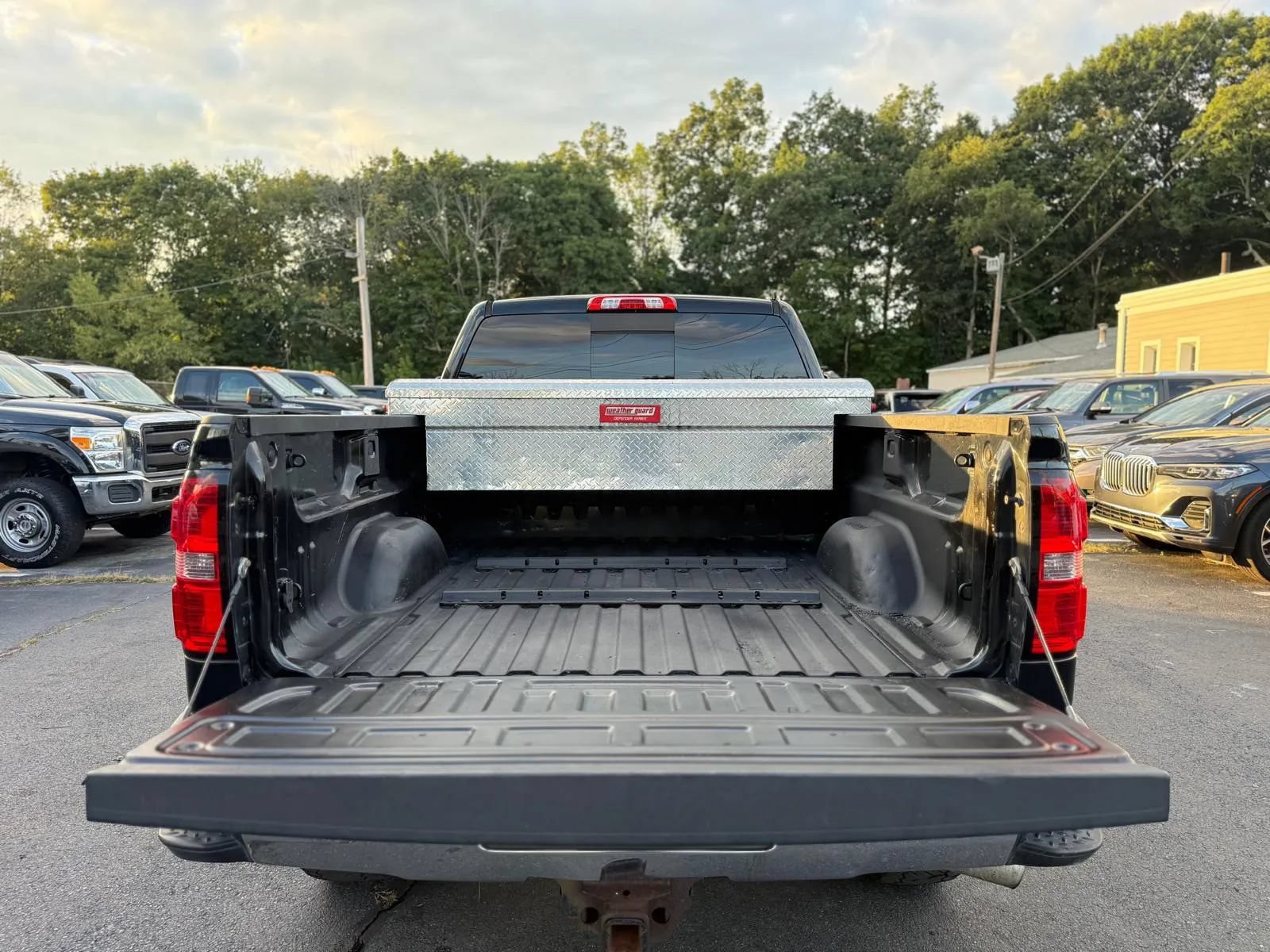 Used 2015 GMC Sierra 2500 SLE AWD/4WD image 9