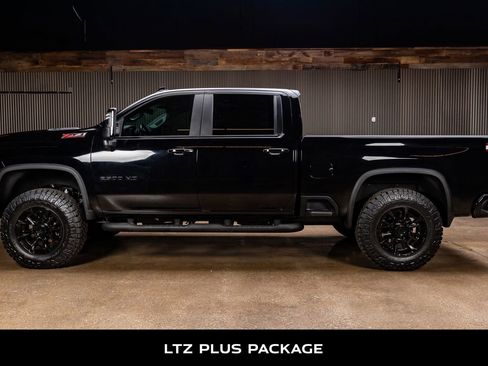 Used 2021 Chevrolet Silverado 2500 LTZ w/ LTZ Plus Package image 6