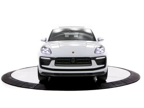 New 2026 Porsche Macan AWD/4WD image 10