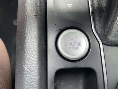 Used 2022 Volkswagen Atlas SEL R-Line image 36