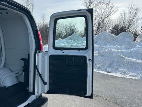 New 2026 Chevrolet Express 2500 Extended w/ Driver Convenience Package image 28