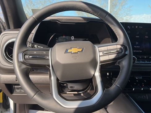 Used 2023 Chevrolet Colorado LT w/ LT Convenience Package II image 14