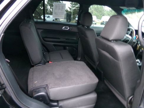Used 2016 Ford Explorer 4WD Police Interceptor w/ Interior Upgrade Package image 38
