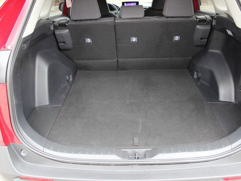 Used 2025 Toyota RAV4 LE image 9