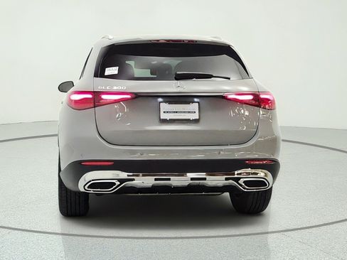 New 2027 Mercedes-Benz GLC 300 image 6