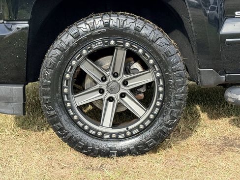 Used 2018 Chevrolet Silverado 1500 LT w/ All Star Edition AWD/4WD image 12