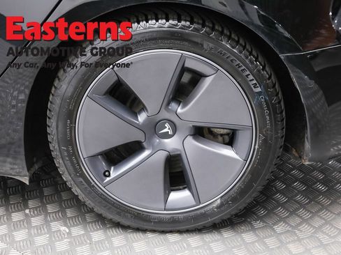 Used 2018 Tesla Model 3 Long Range image 8