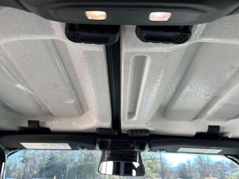 Used 2025 Jeep Wrangler Sahara 4xe image 23