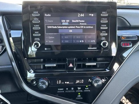 Used 2023 Toyota Camry SE image 27