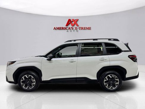 Used 2026 Subaru Forester Premium AWD/4WD image 2