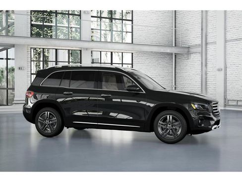 New 2026 Mercedes-Benz GLB 250 4MATIC image 14
