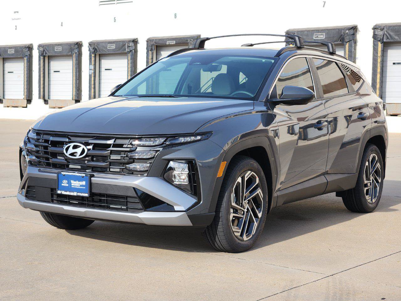New 2026 Hyundai Tucson SEL Plus FWD image 2