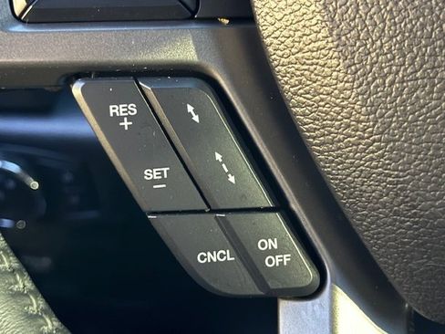 Certified 2021 Ford Expedition XLT image 13