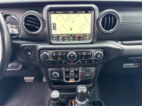 Used 2021 Jeep Wrangler Unlimited Sahara w/ Cold Weather Group image 22