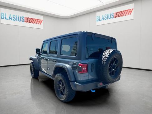 Used 2024 Jeep Wrangler Unlimited AWD/4WD image 5
