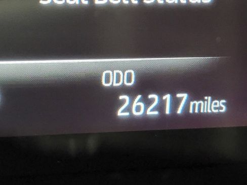 Certified 2023 Toyota Highlander XLE image 17