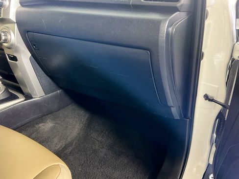 Used 2013 Toyota 4Runner Limited image 35