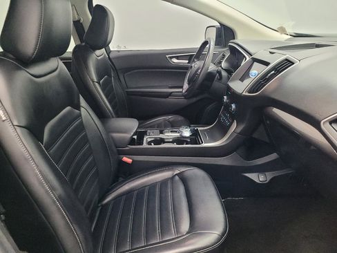 Used 2020 Ford Edge SEL image 21