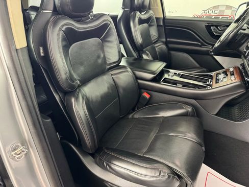 Used 2020 Lincoln Aviator Reserve w/ Equipment Group 202A image 36