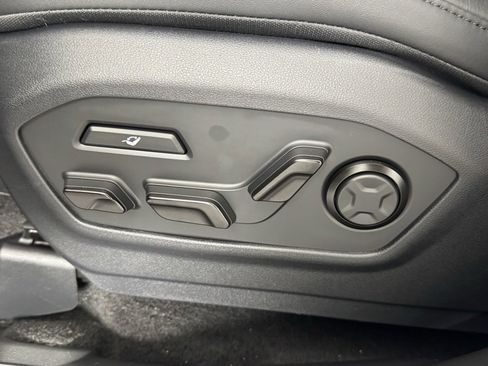 Used 2025 Hyundai Santa Fe Calligraphy image 19