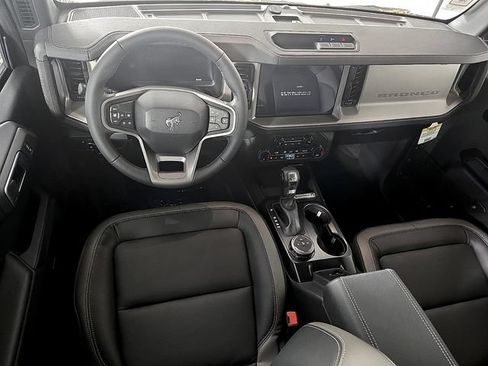 Used 2026 Ford Bronco Outer Banks AWD/4WD image 11