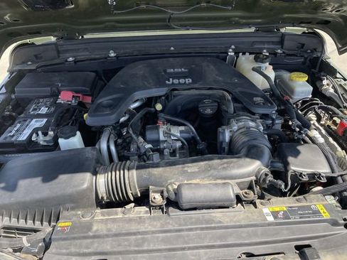 Used 2021 Jeep Wrangler Unlimited Rubicon image 30