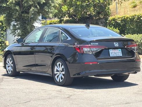 Certified 2025 Honda Civic LX image 6