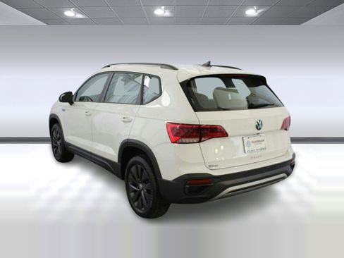 Used 2024 Volkswagen Taos S image 3