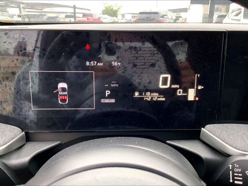 Used 2025 Nissan Kicks SV AWD/4WD image 48