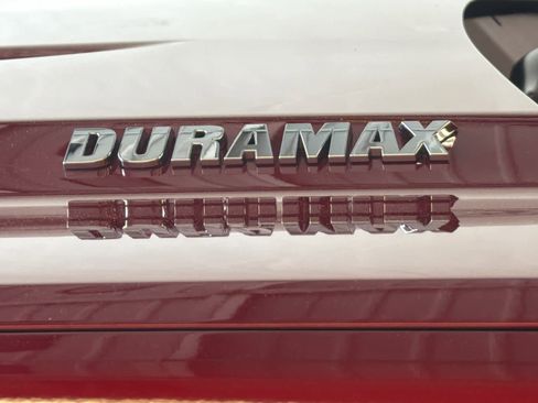 Used 2024 Chevrolet Silverado 1500 High Country w/ Technology Package AWD/4WD image 13
