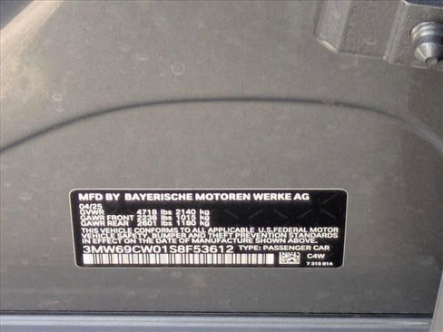 Used 2025 BMW 330i Sedan w/ Convenience Package image 16