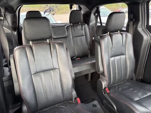 Used 2019 Dodge Grand Caravan GT image 10