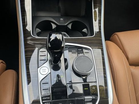 Used 2023 BMW X5 xDrive45e image 14