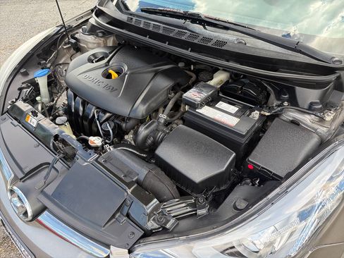 Used 2016 Hyundai Elantra Limited FWD image 33